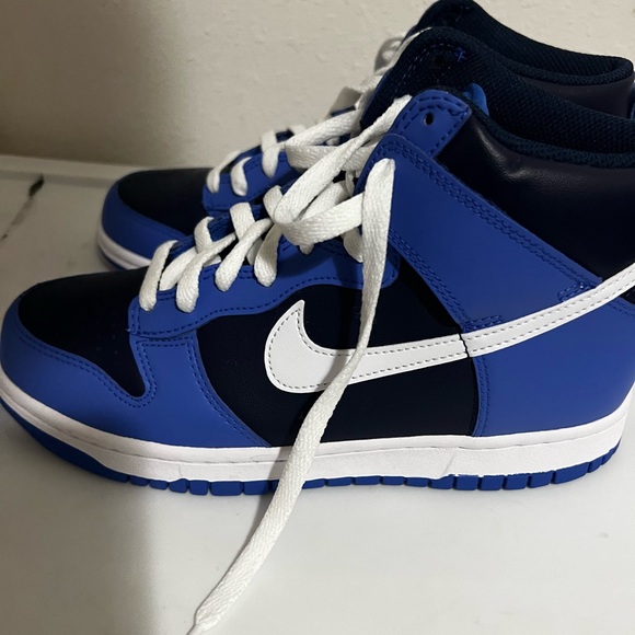 Nike Dunk Hightops - Picture 3 of 6